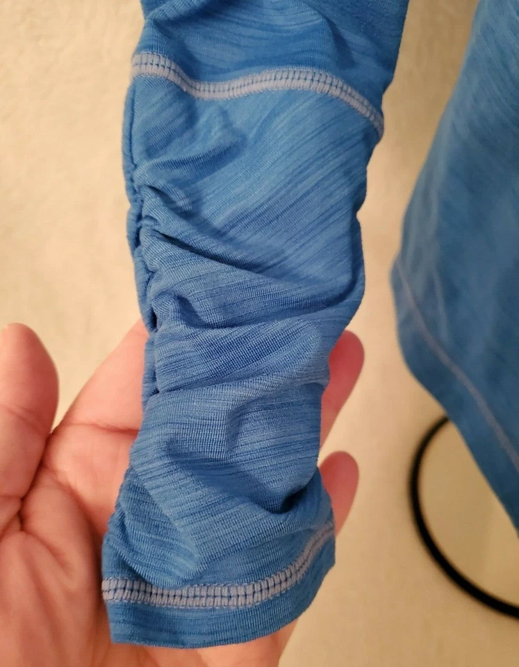 Camisa blusa Kirkland Signature para mujer talla M mediana azul Foto 4 de 4