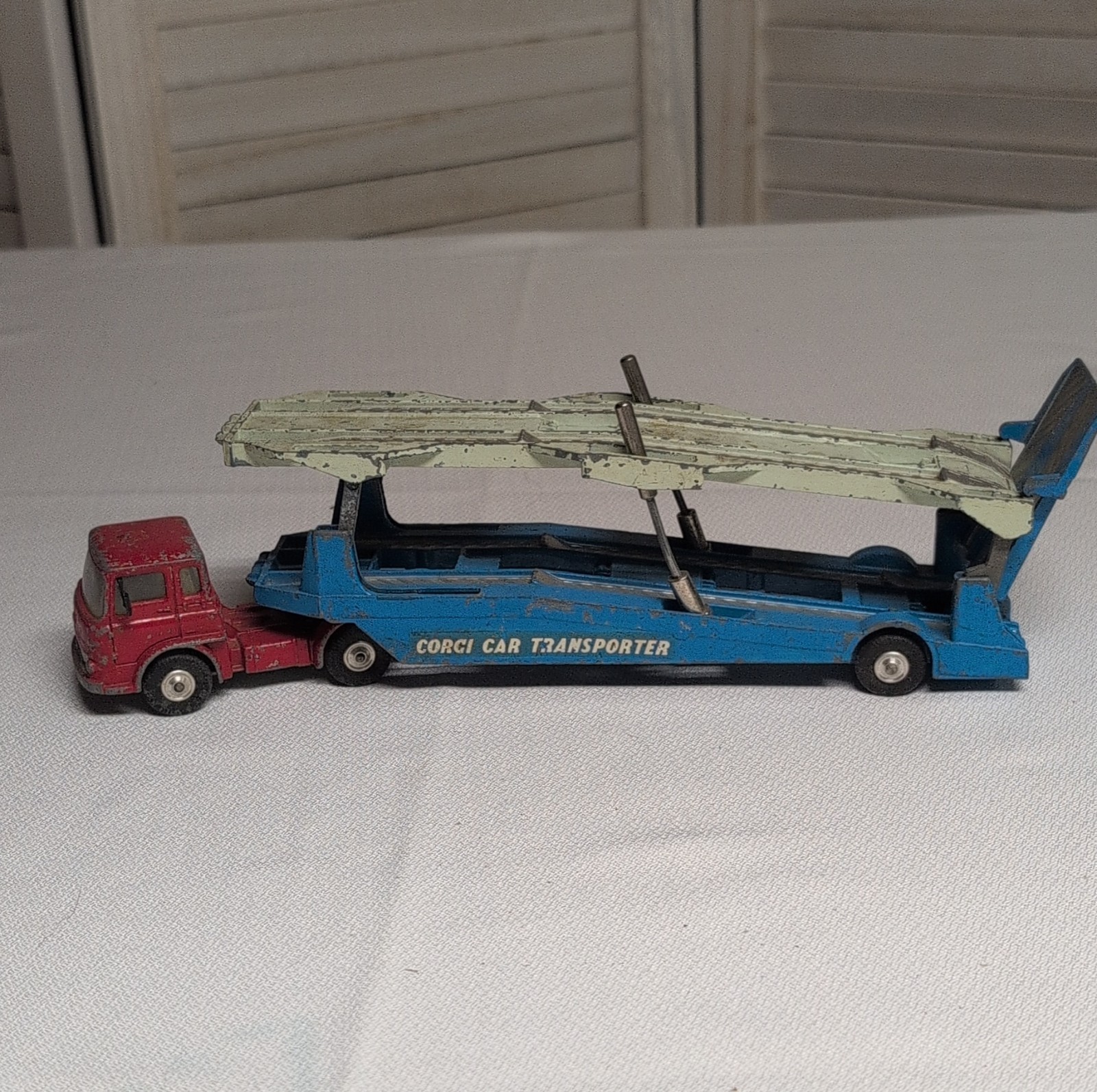Corgi Bedford Carrimore Car Transporter Blue Red Light Green Diecast Model