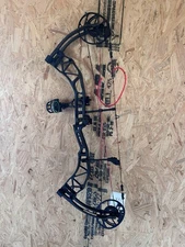 Blackout Epic X2 Compound Bow 340 FPS Right Handed Bass Pro