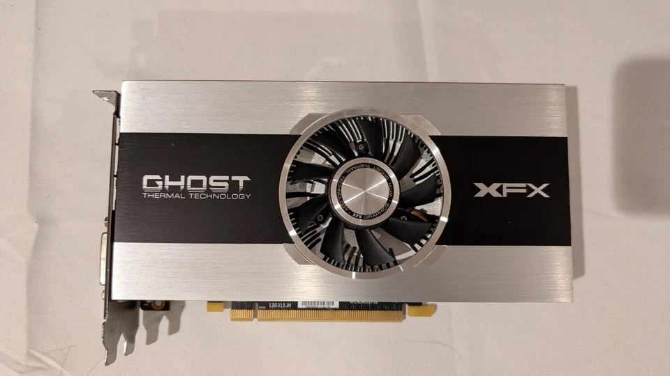 Tarjeta de video HDMI XFX R7800 Series Radeon 7850 Ghost Thermal FX-785A-ZN `GB GDDR5 Foto 4 de 4