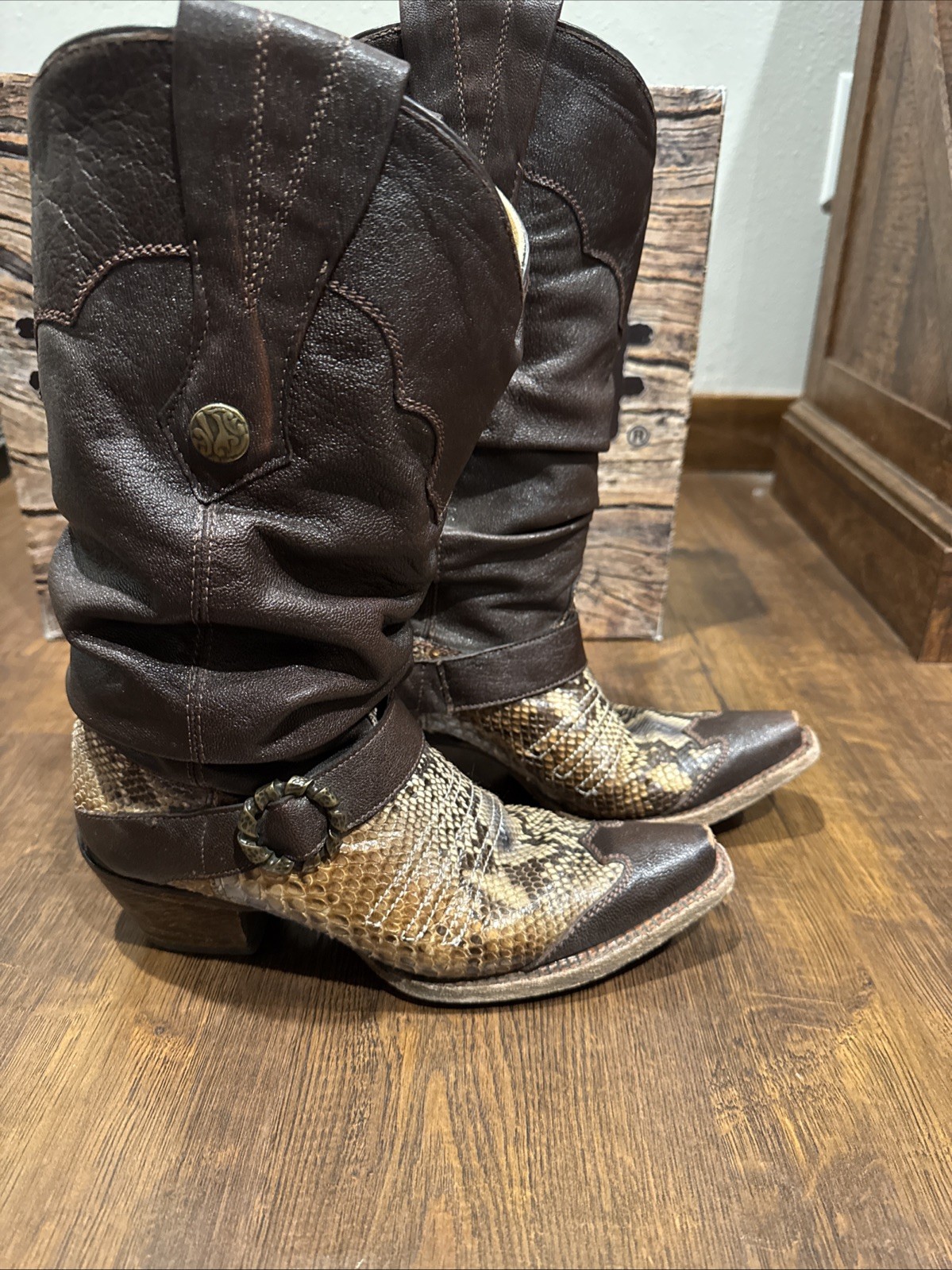 Corral Women's Silver/Brown Python Slouch Cowboy … - image 4