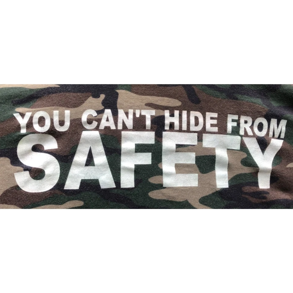 Camiseta camuflada de manga corta District Threads para hombre talla 4X "No puedes esconderte de la seguridad" Foto 4 de 4