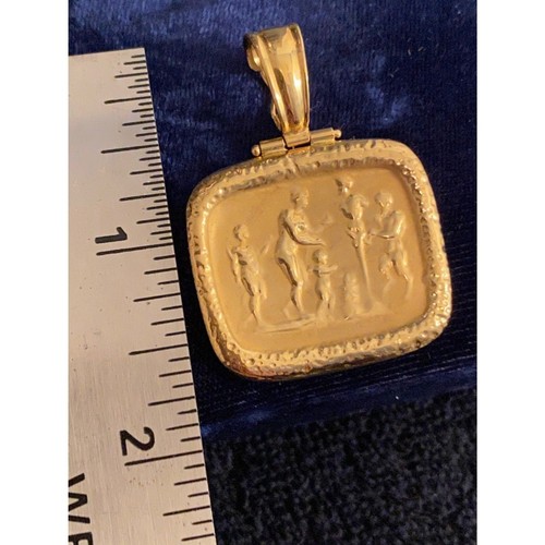18K Gold 8 grams Fresco Pendant by Tagliamonte - Picture 7 of 14