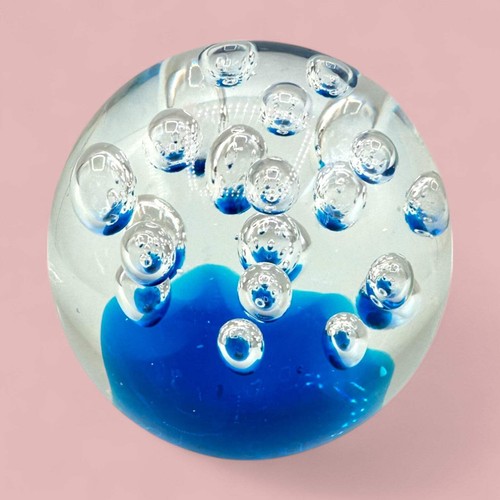 Mid-Century Modern Glass Paperweight with Air Bubbles – Blue Base, Clear Top - Picture 4 of 7