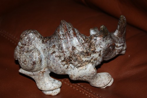 Antique carved Chinese jade rhinoceros, Han dynasty 206 BC-220 AD - Picture 9 of 12