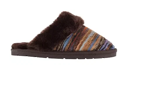 Женские тапочки Lamo Juarez Scuff Slip On, цвет: шоколад, рекомендуемая розничная цена производителя 45 долл. США - Изображение 2 из 4