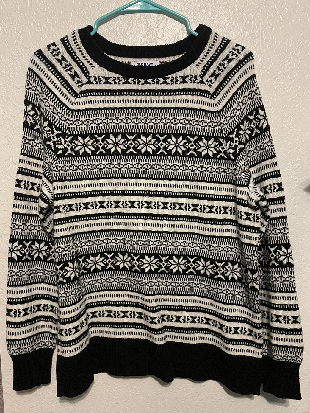 Womens OLD NAVY Knit Christmas Sweater L Large Black White Snowflake | eBay