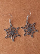 Cute Tibetan Silver Fashion Jewelry Snowflake Charm Hook Dangle Drop Earrings