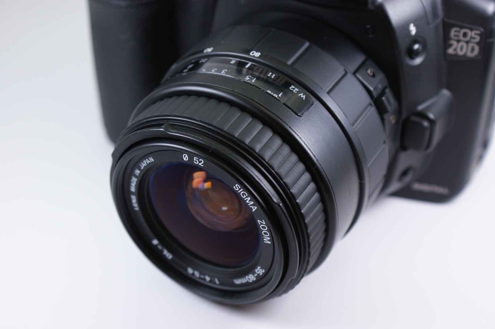 20d Canon EOS 20D 8.2MP Digital SLR Camera - Black (Kit w/ EF-S 18-55mm ...