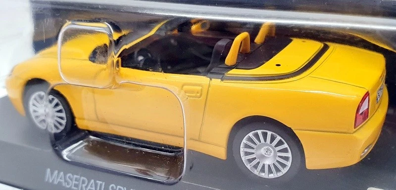 Модель автомобиля Altaya масштаб 1:43 Al2603A - 2001 Maserati Spyder GT - желтая - Изображение 2 из 4
