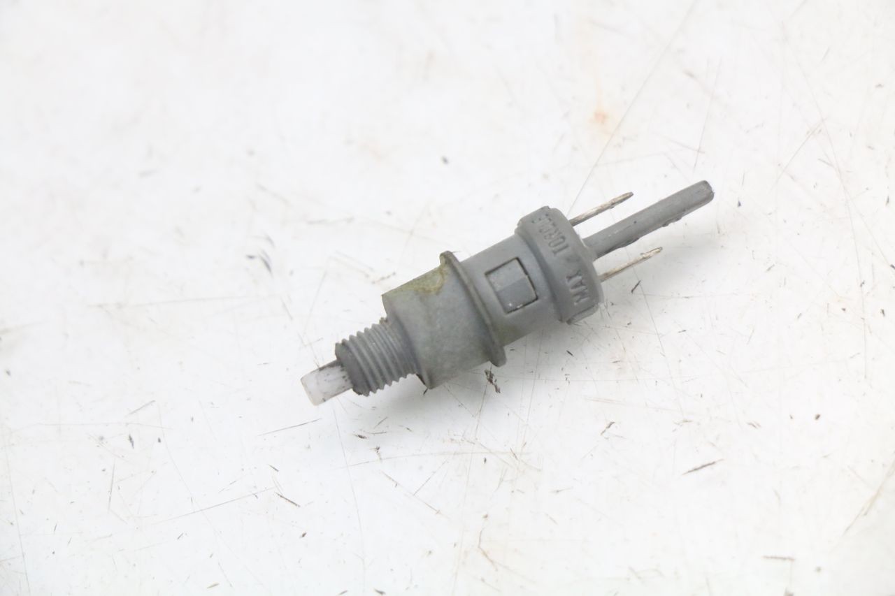 LUZ FRENO INTERRUPTOR IZQUIERDA - PEUGEOT LUDIX 50 (2008 - 2017)