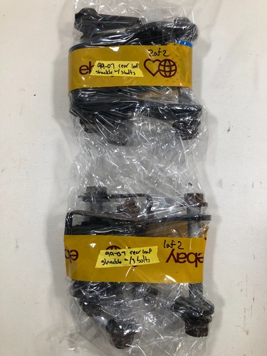 Leaf Spring Rear 1 Shackle 3 Bolt 1999-2007 FORD F250 F350 Super Duty - Picture 14 of 14
