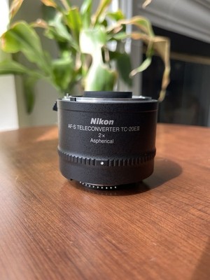 Nikon AF-S Teleconverter TC-20E III 2.0x ''Near Mint'' + Front And Rear Caps