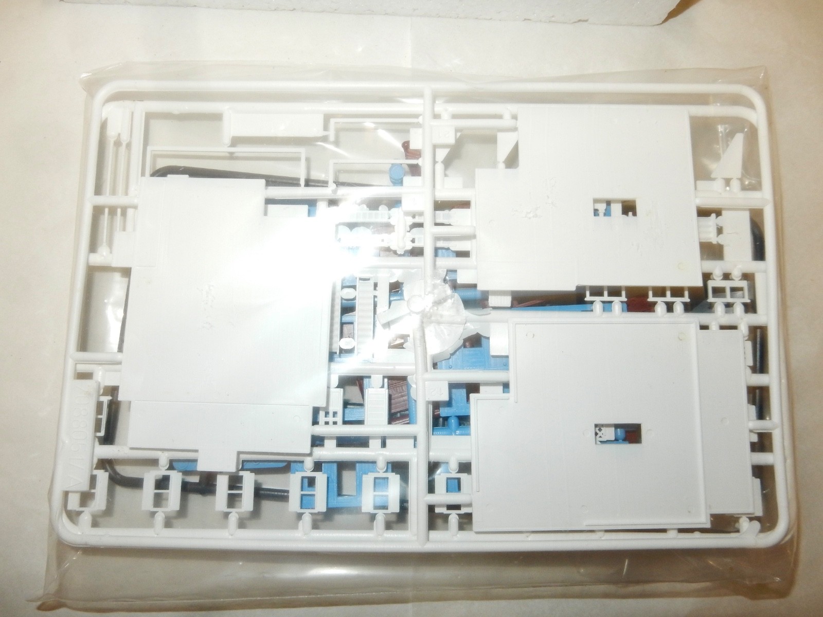 Bachmann Spec. N Scale Sears  Roebuck  20th Century Catalog House kit- un Built!