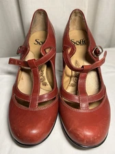 Sofft Red Leather Mary Jane Kitten Heel Shoes Size 6.5 Pre-owned