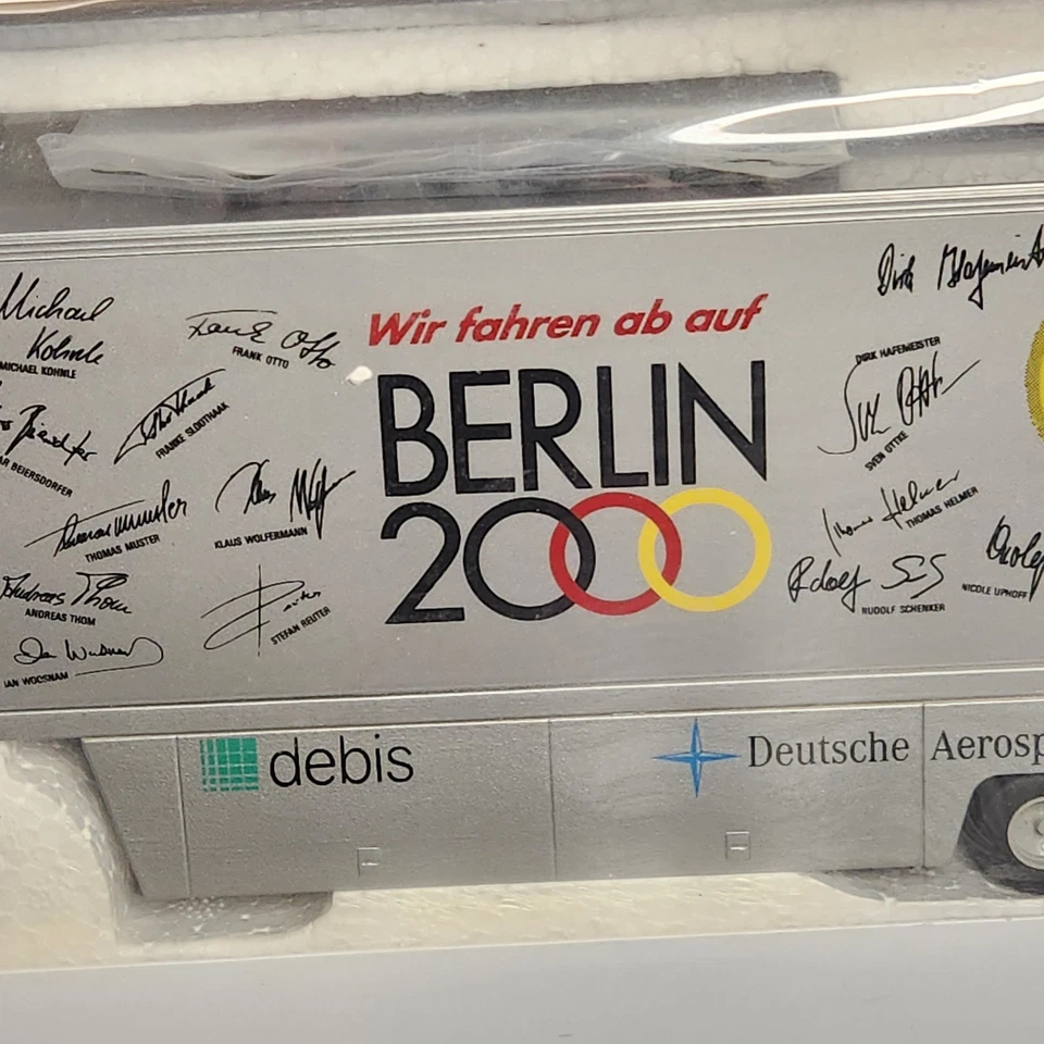 RARE RETIRED Eligor Mercedes Benz AMG DTM Berlin 2000 Transporter Truck  1/43 - Image 4 of 4