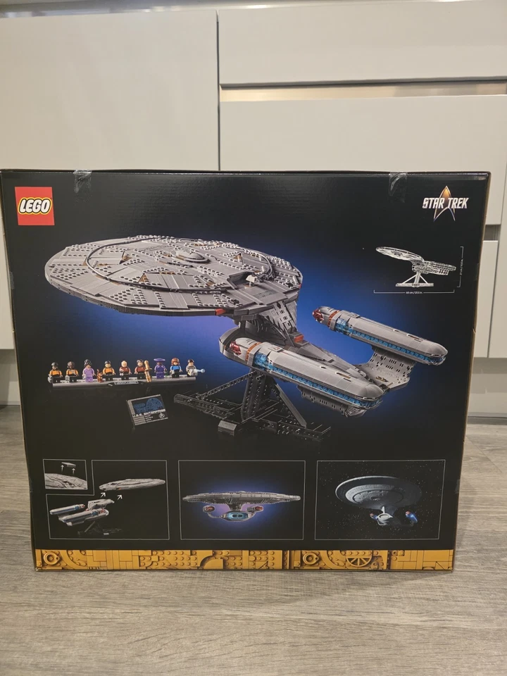 Lego 10356 Star Trek Enterprise - Image 3 of 3