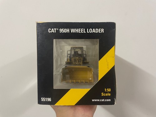 Norscot Cat 950H Wheel Loader 1/50 Scale Die-Cast Model 55196 - 第 6/6 張圖片