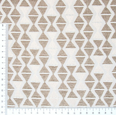 Jacquard mit Dreiecken in Creme 1,40 m breit (0128)