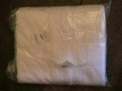 LINUM HOME HERRINGBONE WHITE TURKISH COTTON BATH SHEET  NEW