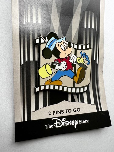 Prendedor de Mickey Fishing Simple Things 1953 cuenta regresiva para el milenio #3 de Disney Store - Imagen 4 de 4
