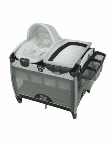 Graco Pack ‘n Play Quick Connect Playard w/ portable bouncer - Picture 1 of 1