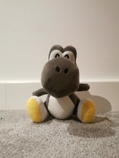 Super Mario - Sanei: 7 Inch Black Yoshi Plush (2018)