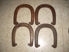 Set Of 4 Vintage RINGER Brand Pitching Horseshoes 2  lb Cast IRON