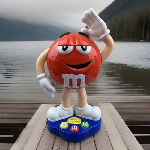 M&MS 2012 USA EDITION ROT SÜSSIGKEITENSPENDER AUF STÄNDER 10,5" hoch