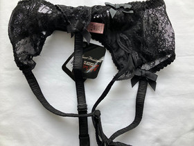 Agent Provocateur LOVE BRA 32B BRIEF THONG & SUSPENDER Size AP 2 in BLACK - BNWT