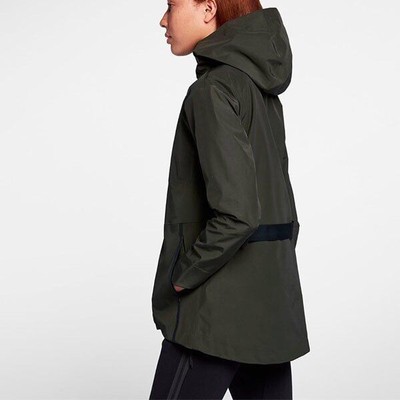 nike waterproof jacket womens