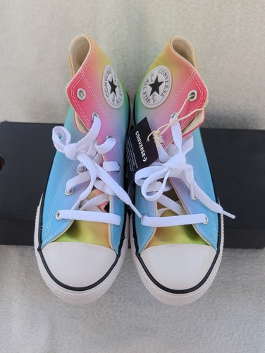 Size 1 Youth Unisex Converse CTAS Hi Beyond Pink/Soft Red/Light Dew Rainbow Shoe - Picture 3 of 9