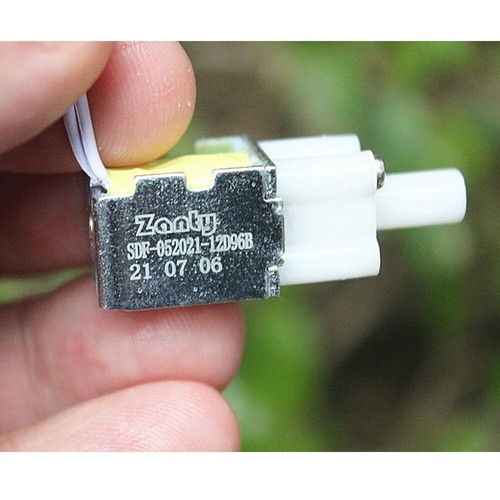 DC 12V N/C Mini Electric Solenoid Valve Normal Closed Water Valve Air Vent Valve - Picture 3 of 5