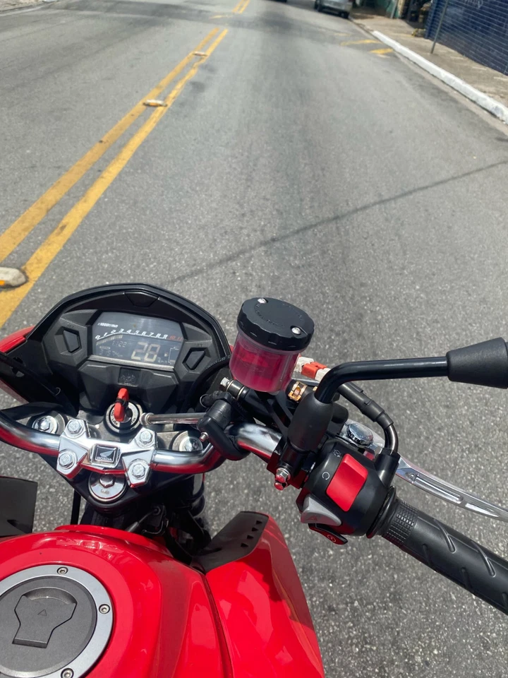 Brake Master Cylinder Lever Fluid Reservoir Cup For HONDA NC700 NC750 S/X CTX700 - Image 3 of 4