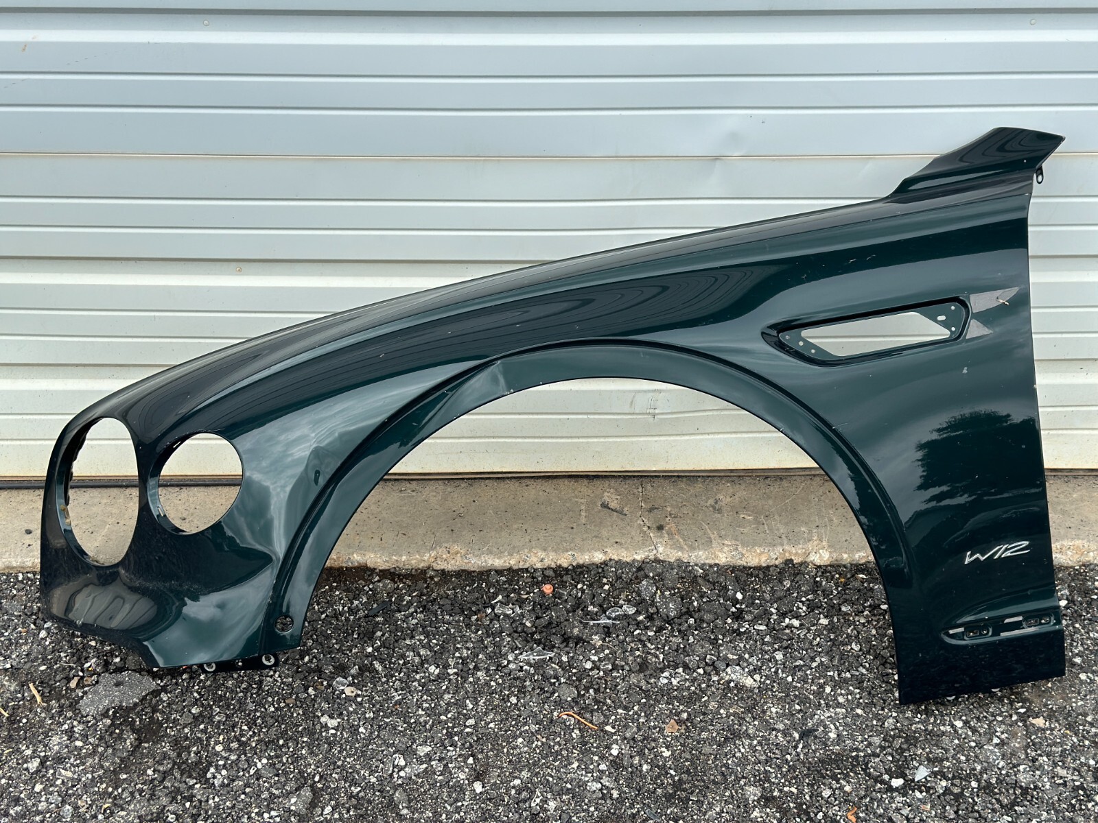 2020-2023 BENTLEY FLYING SPUR SEDAN LEFT DRIVER SIDE FENDER OEM 20-23