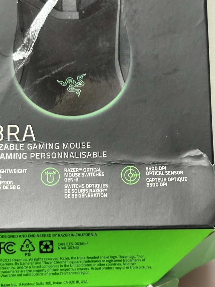 Razer Cobra Lightweight Optical Wired RGB Gaming Mouse / NEW Damaged Box - Image 4 of 4