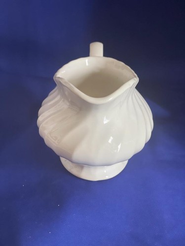 GRAVY BOAT Brocca di Osso Bianco Modello Swirl Vintage 7" h Ottime Condizioni - Foto 4 di 6