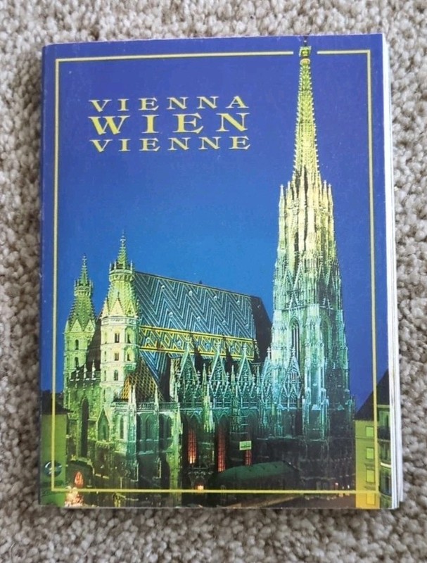 Vienna, Austria Postcard Travel Book Souvenir - 12 Unposted Postcards