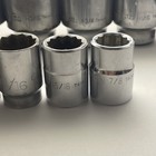 Foto 2 di 16
