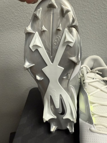 Nike Alpha Menace 4 Pro Football Cleats White/Photon Dust FD7037-100 Men’s Sz 13 - Picture 4 of 5