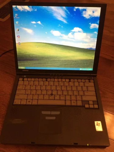 Compaq Armada M700 - P3 600Mhz 256MB 12GB  CD 14" TFT