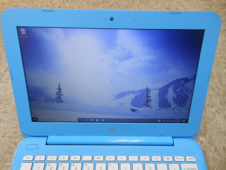 HP Stream 11-y010nr 11.6" (32GB, Intel Celeron N, 1.60GHz, 4GB) Laptop Aqua Blue - Image 2 of 4