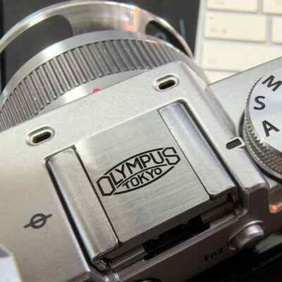 Metal Hot Shoe Cover for Olympus E-M10/OM-1/Mark II/OM-5/PEN EP7 GX9 GX85 G95