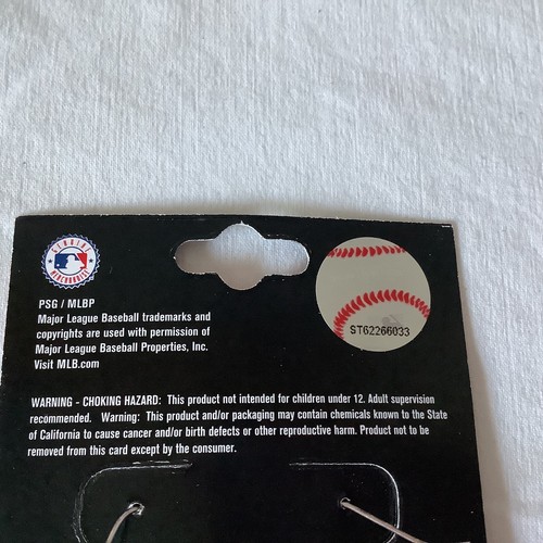 Official MLB, Philadelphia Phillies, Dangle Feather Earrings - Picture 3 of 3