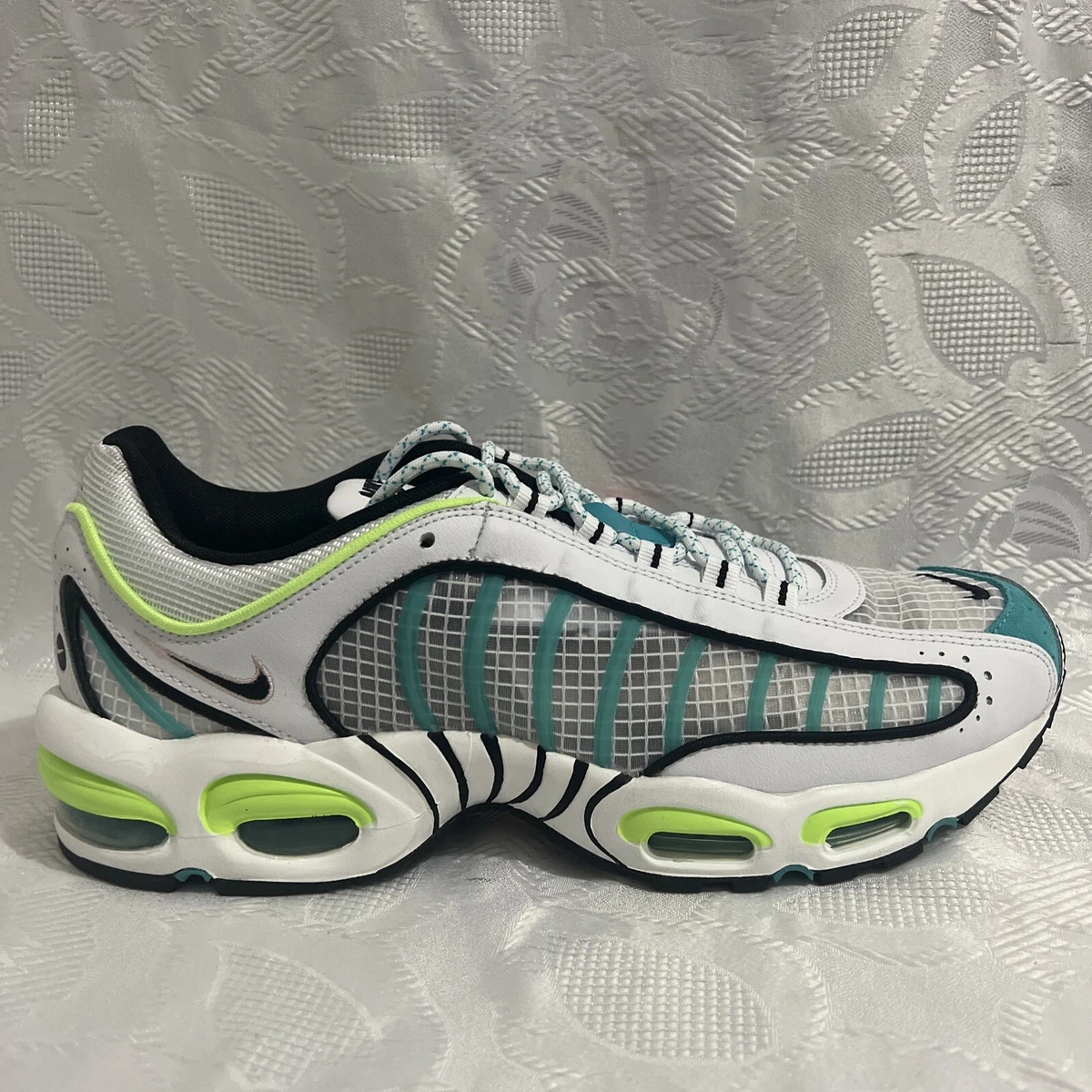 Tailwind cheap iv volt