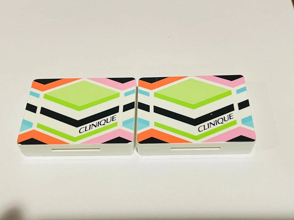 Set 2: Clinique All About Sombra de Ojos Trío Frech asado rosa nude humo 6 colores  Foto 2 de 3