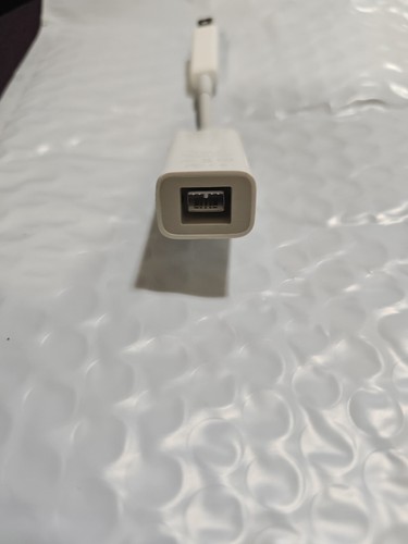 Genuine Apple Thunderbolt to FireWire Adapter A1463 MD464LL/A - Picture 8 of 14