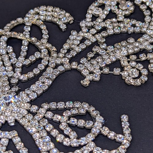 Antique vintage silver pl claw set rhinestone large panel sewing jewellery - Picture 7 of 12