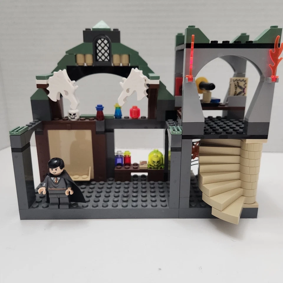 Lego 4752 Professor Lupin's Classroom HP Prisoner of Azkaban con manual - LEER Foto 4 de 4
