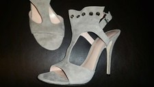 575 Stuart Weitzman Women's French cuff dress shoes heels size 9 NEW